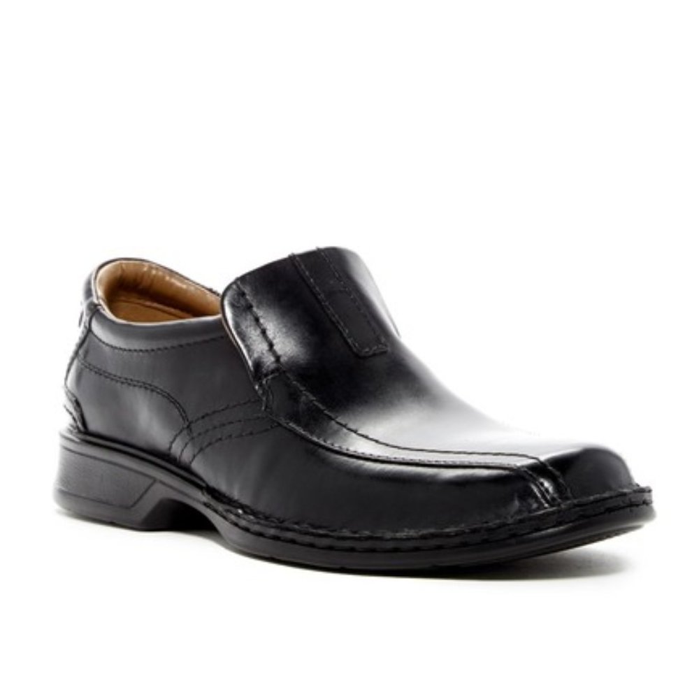 NIB  Clarks Men's Escalade Slip-On Loafer
